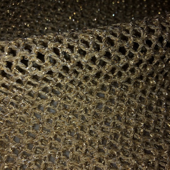 ❤️⤵️💰📦Long Sleeve Medium GOLD Shirt - Picture 7 of 7